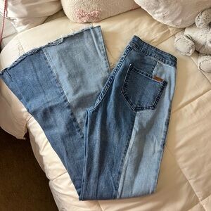 Rock & Roll Bargain Button Bells